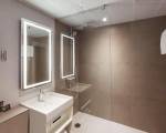Room image #23 at Novotel Amsterdam City